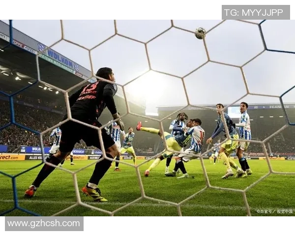 通过图片识别挑战你的足球知识猜测明星球员的趣味游戏 通过图片识别挑战你的足球知识猜测明星球员的趣味游戏