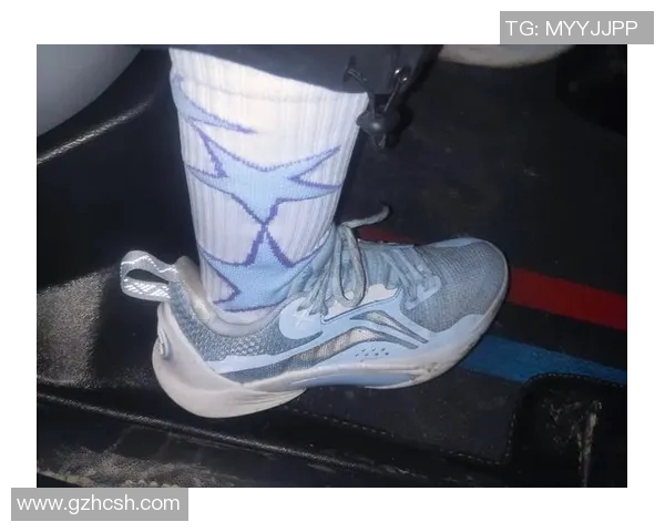 篮球明星的篮球袜时尚潮流解析与选购指南