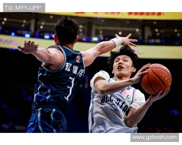 与篮球明星亲密互动的精彩瞬间分享与感悟